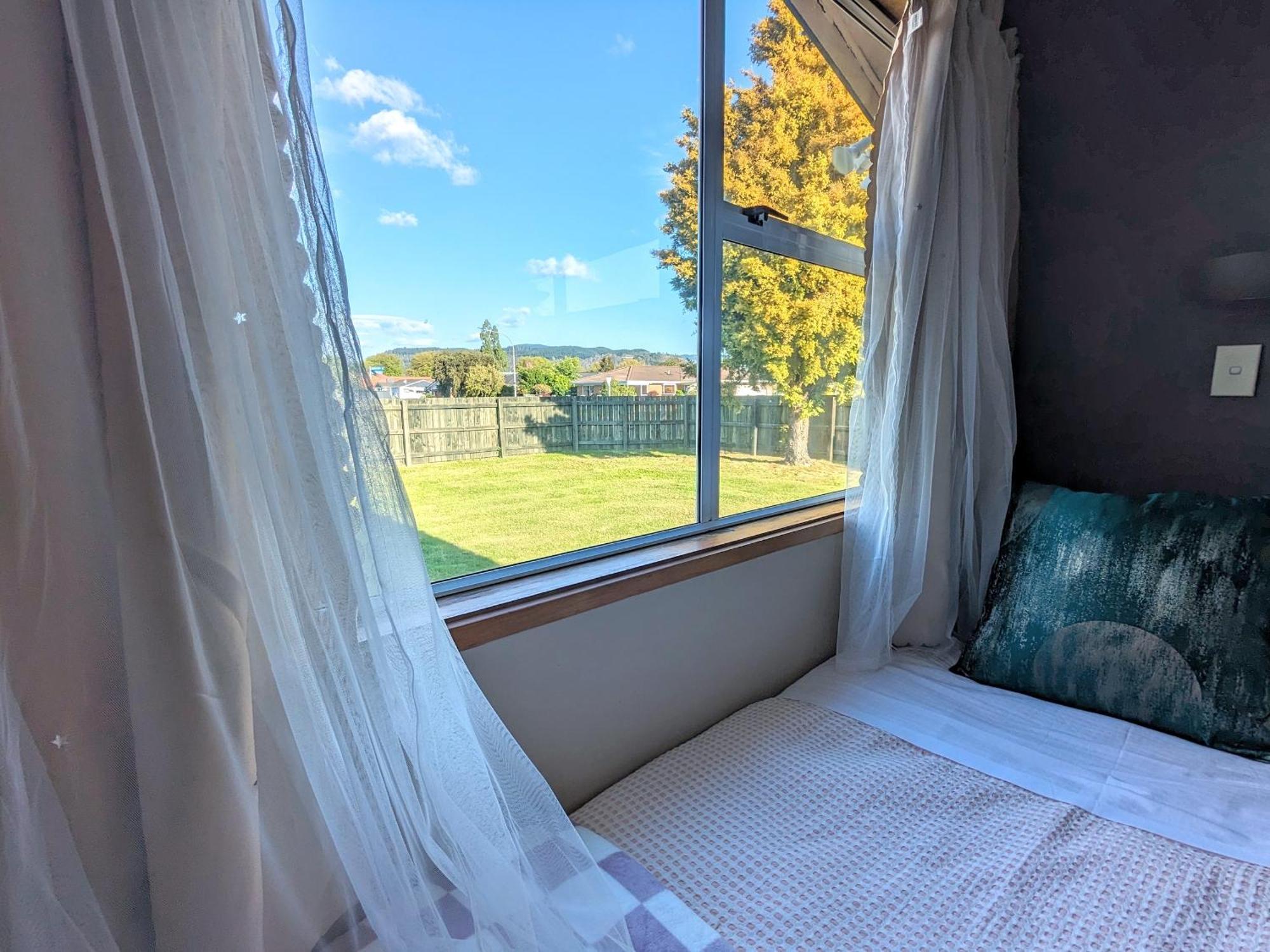 Dream Home In Central Of Rotorua With Spa Pool Exterior photo