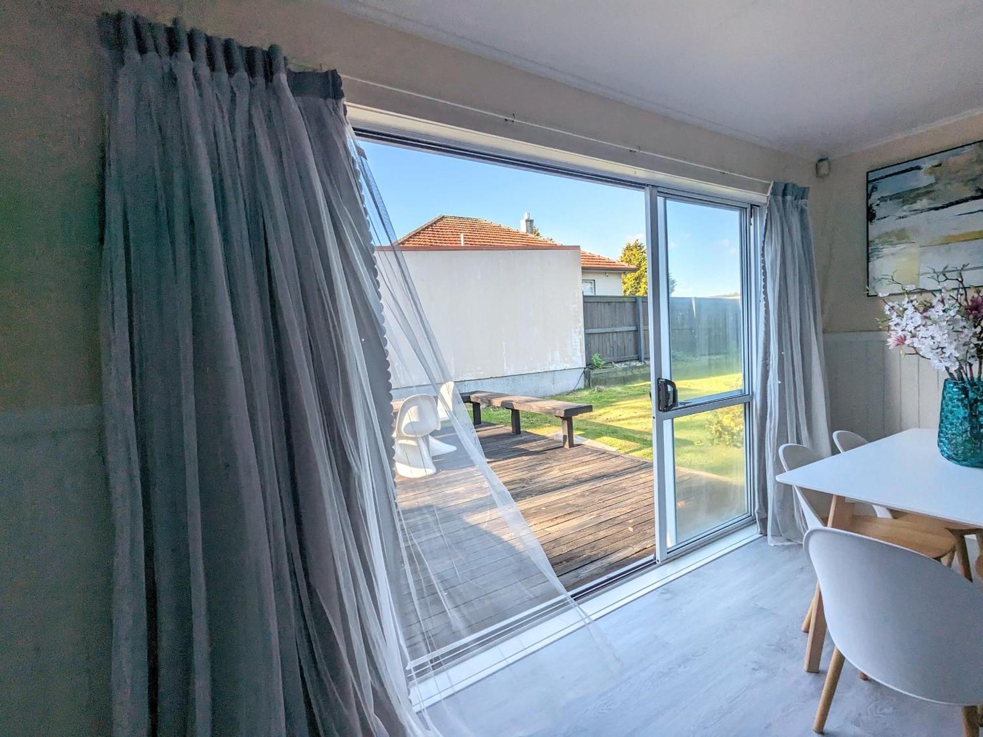Dream Home In Central Of Rotorua With Spa Pool Exterior photo